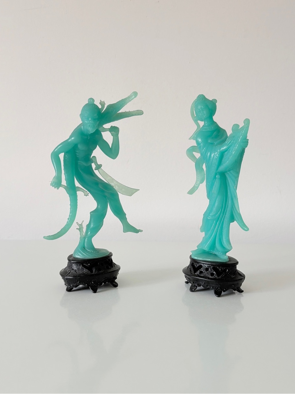 Vintage Faux Jade Made in Italy Chinoiserie Figurines Plastic Imitation Jade - Picture 2 of 10